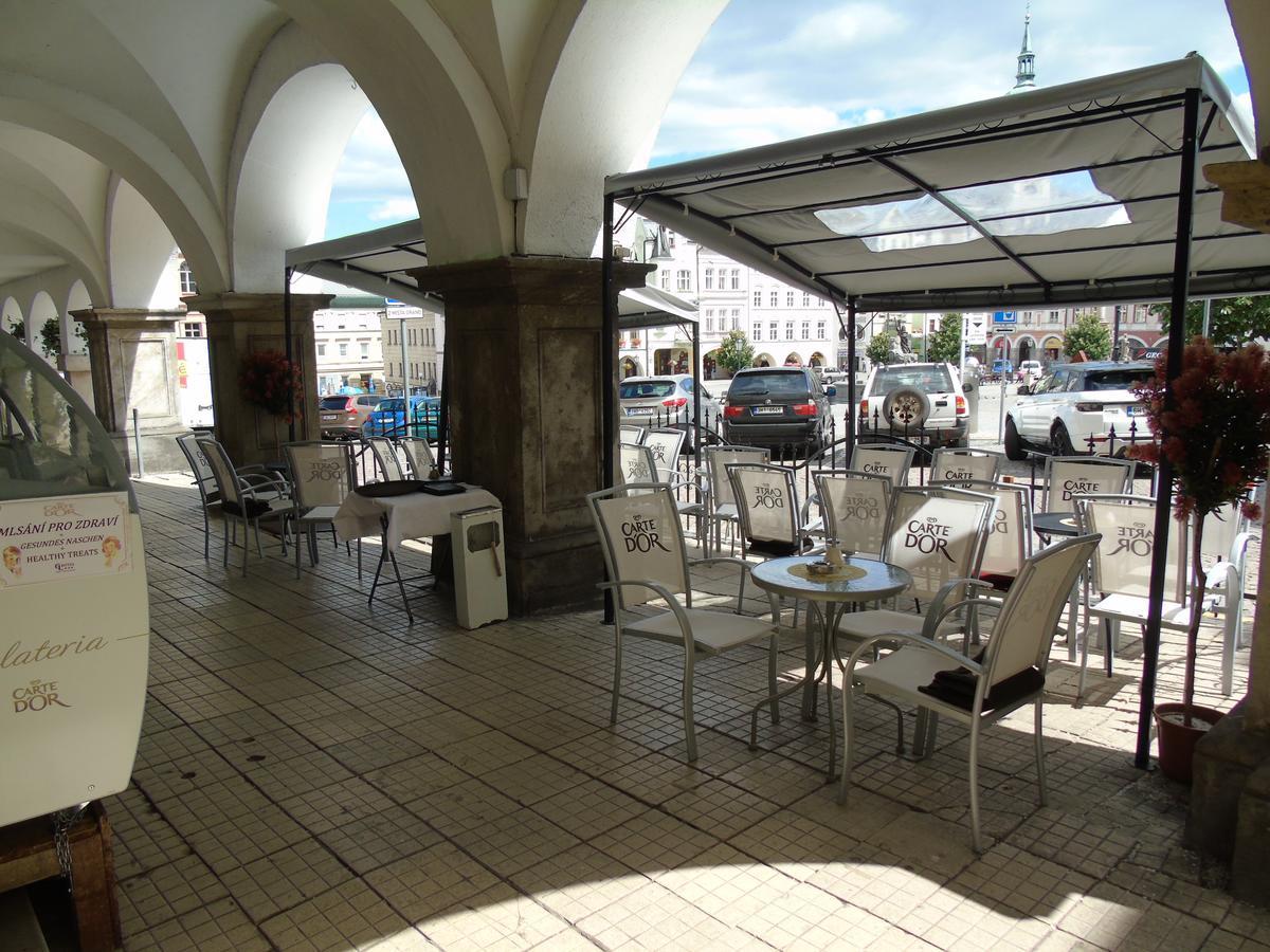 Gl Hotel Trutnov Bagian luar foto
