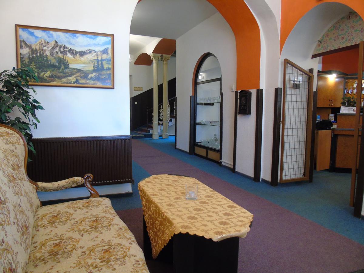 Gl Hotel Trutnov Bagian luar foto