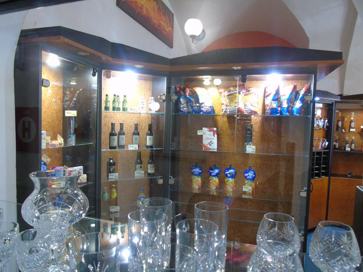 Gl Hotel Trutnov Bagian luar foto